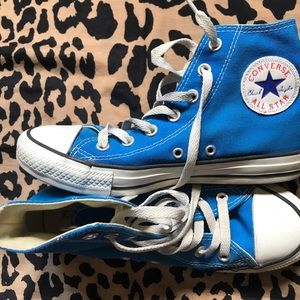 (Like New) Blue Converse